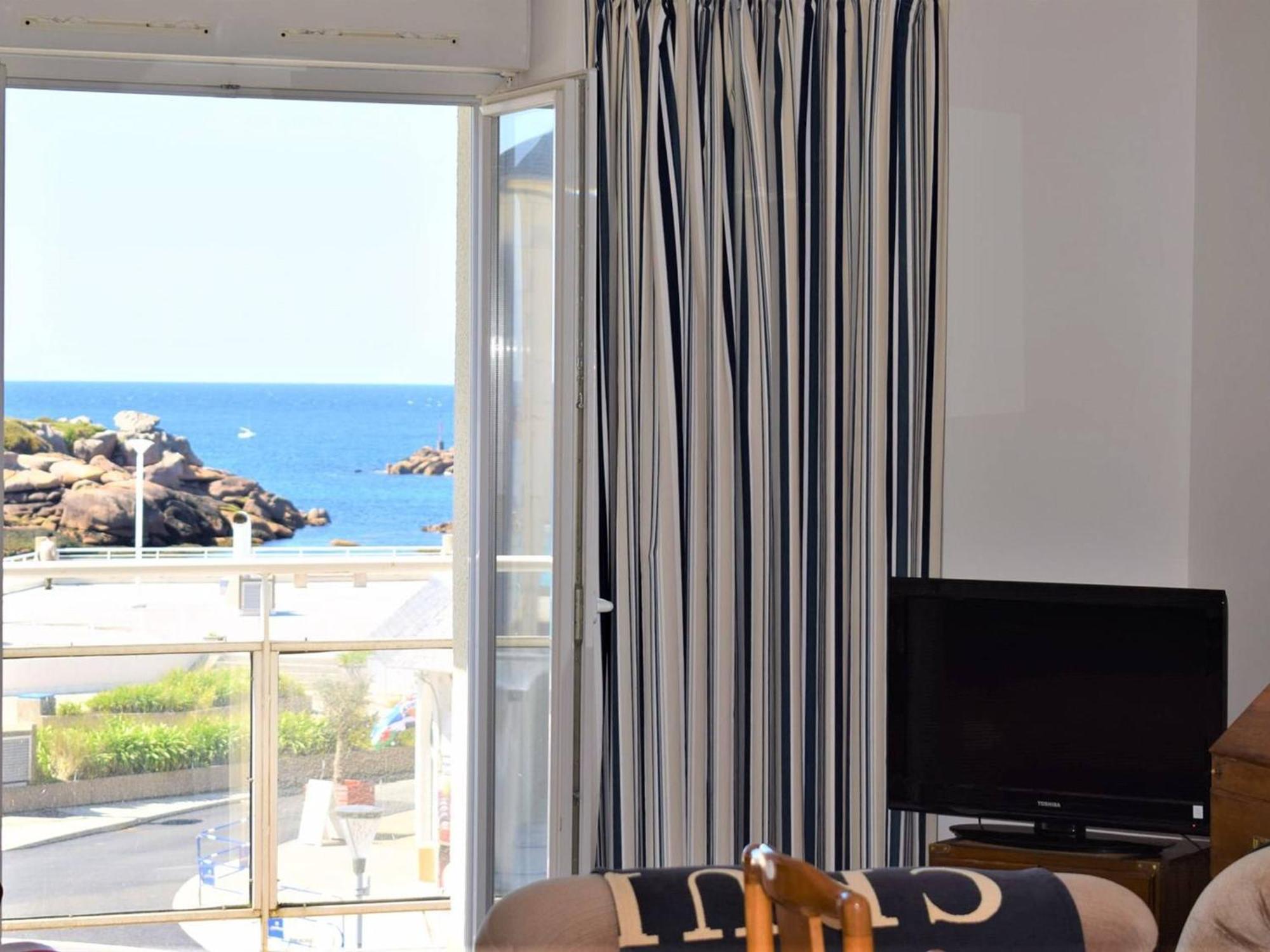 Appartement Spacieux Avec Wifi Et Parking A Tregastel, Proche Plage - Fr-1-368-18 Екстер'єр фото